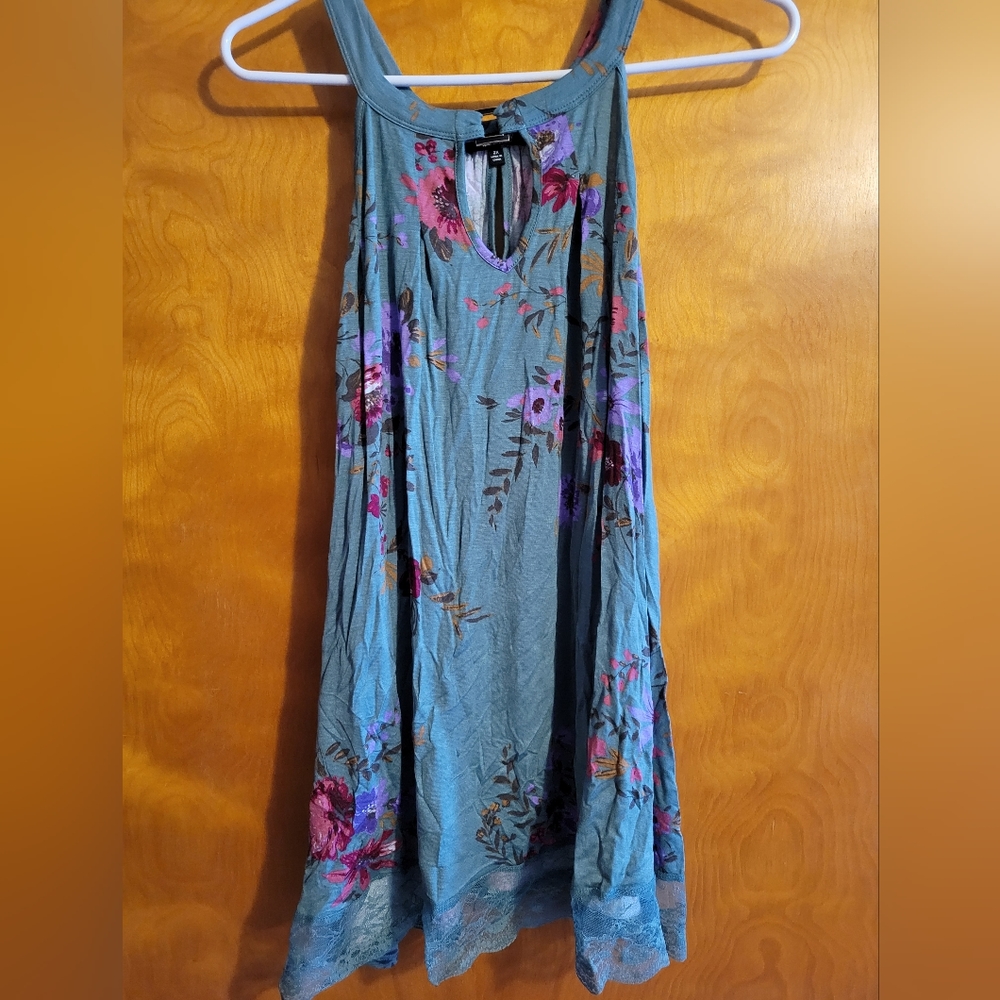Flowy Tank NWOT